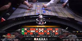 Exploring Evolution's Lightning Roulette A Game of Chance and Thrills